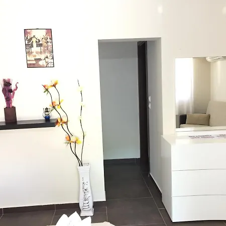 Alexandros Ii Szálloda