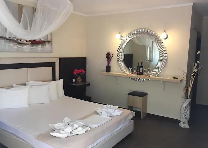 Alexandros Ii ホテル トロニ