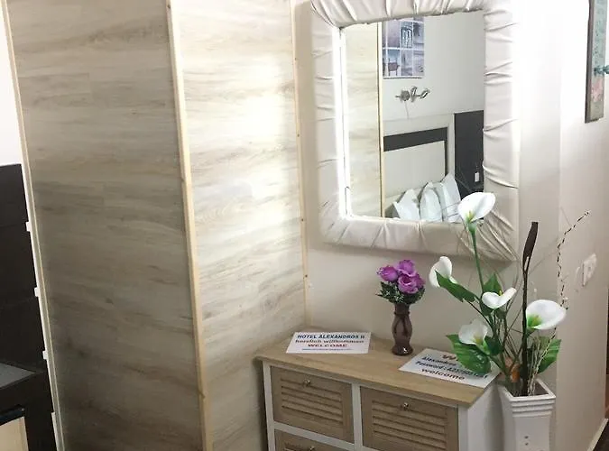 ホテル Alexandros Ii トロニ