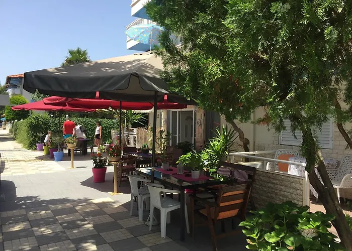 Alexandros Ii Otel